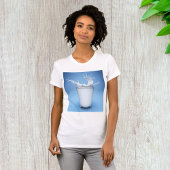 グラス飲料の女性用Tシャツにミルクを跳ね上げる Tシャツ