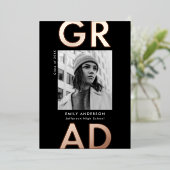 グラッはっきりしたドブラックとバラ金ゴールド写真卒業 箔招待状 (立ち正面)