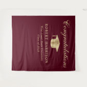 グラッエレガントドキャップバーガンディ金ゴールド卒業へようこそ タペストリー (正面(横))