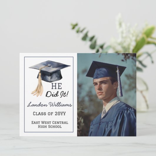 グラッドキャップ彼はそれを行った3写真卒業 案内状