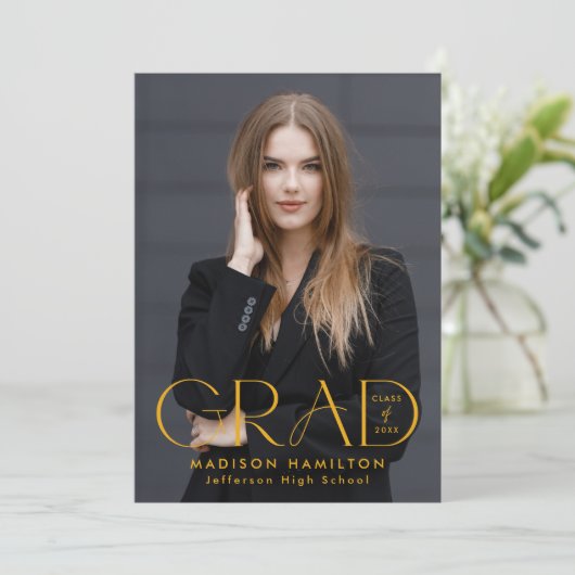 グラッモダンドイエロータイポグラフィ2写真卒業 案内状 (スタンド正面)