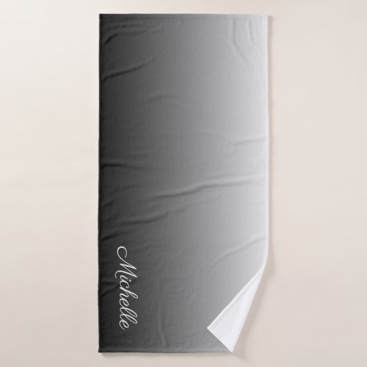グラデパーソナライズされたーショングラデーションの黒い色合い バスタオル (バスタオル)