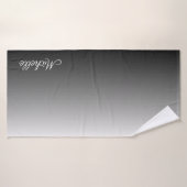 グラデパーソナライズされたーショングラデーションの黒い色合い バスタオル (バスタオル)