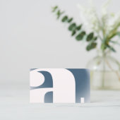 グラデモダンィティぼやけーノイズ文字グレー青 名刺 (スタンド正面)