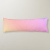グラデーションな虹 ボディピロー (正面)