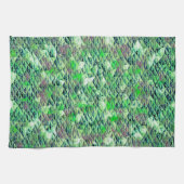 グラデーションのトーンを持つ緑がかった三角形のモザイク キッチンタオル (横)