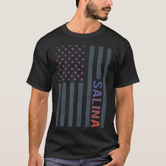 グラデーションアメリカ国旗のサリナ Tシャツ (正面)