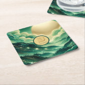 グラデーションエメラルドケリーグリーングリッター モノグラムの スクエアペーパーコースター (アングル)