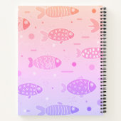 グラデーションサンセットの魚のパタモダンーン ノートブック (裏面)