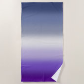 グラデーションブッチレズビアンプライドフラグ – ブッチフラグ ビーチタオル (正面)