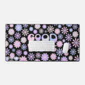 グラデーションホロレトロデイジーグッドビベスタイポグラフィ デスクマット (キーボード&マウス)