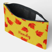 グラデーション赤のドライ葉名前をカスタムする黄色 アクセサリーポーチ (見開き)