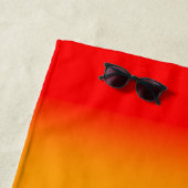 グラデーションLGBTQ+レインボープライド国旗 – Rainbow Flag ビーチタオル (インサイチュ)