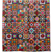 グラニースクウェアズクロチェットパターンブランケットプリント シャワーカーテン (正面)