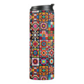 グラニースクウェアズクロチェットパターンブランケットプリント タンブラー (回転左)