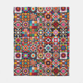 グラニースクウェアズクロチェットパターンブランケットプリント フリースブランケット (正面)
