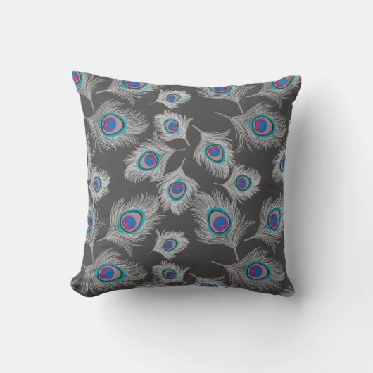 グラファイトのシルバーグレー/グレーピーコックの羽 クッション (正面)