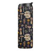 グラファイトブラックの野生のキノコ タンブラー (回転左)