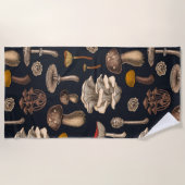 グラファイトブラックの野生のキノコ ビーチタオル (正面)