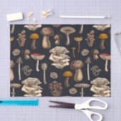 グラファイトブラックの野生のキノコ 薄葉紙 (クラフト)