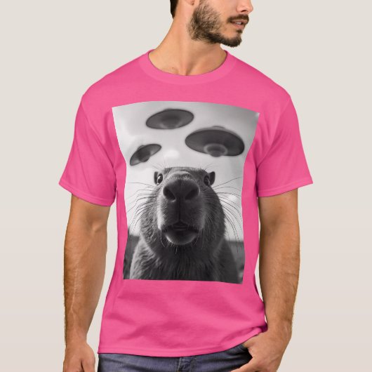 グラフィックおもしろいコスメ風変わりキュートCapybara Selfie U Tシャツ (正面)