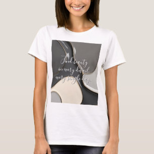 グラフィッククラシックのTシャスタイリッシュツ Tシャツ