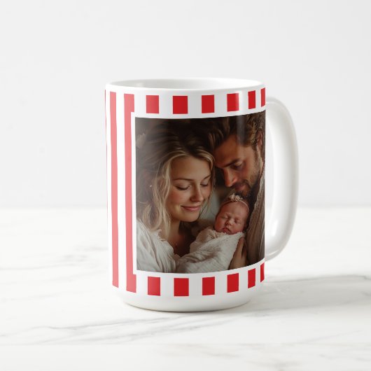 グラフィックモダンスミニマルクリスマの赤い白い写真 コーヒーマグカップ (正面右)
