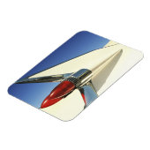 グラフィック:フィンのクローズアップとテールオン マグネット (左側)