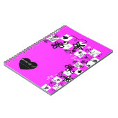 グラフィティの花とチェックのノート ノートブック (左側)