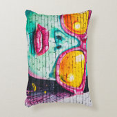 グラフィティアート都市通りアーティストピンクティール（緑がかった色）イエロー アクセントクッション (正面(垂直))