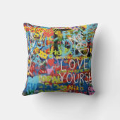 グラフィティカラフルアート クッション (裏面)