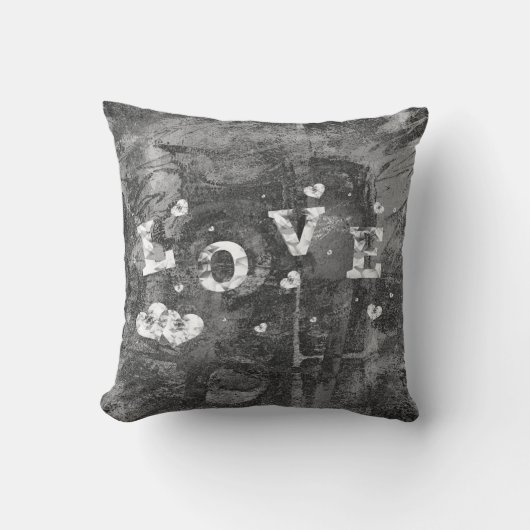 グラフィティグランジラブ |ブラックシルバーフェイククリスタル クッション (正面)