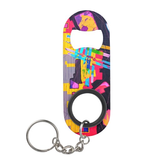 グラフィティスタイルパターン キーホルダー栓抜き (正面)