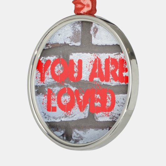 グラフィティブリック メタルオーナメント (左)