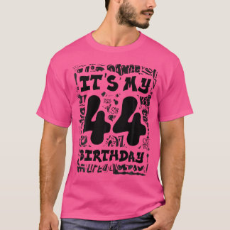 グラフィティ通りとお尻の私の44誕生日 Tシャツ