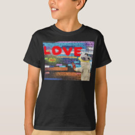 グラフィティ・アートのTシャツでアメリカ愛を表現しよう Tシャツ
