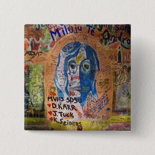 グラフィティ – プラハ 缶バッジ (正面)