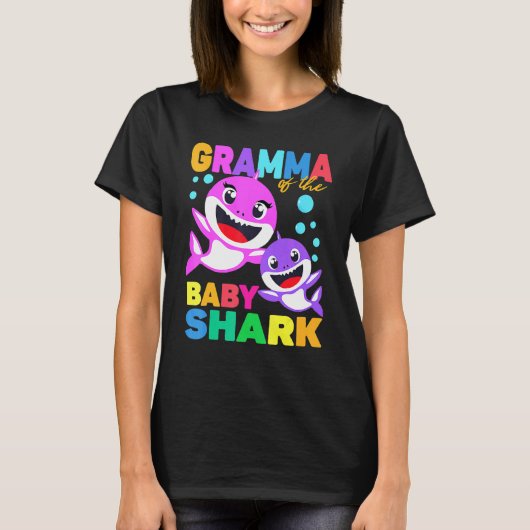 グラマオブザーズベビー誕生日シャークGramma Shark Chr Tシャツ (正面)