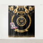 グラマラス50誕生日バラ金ゴールドハイヒール タペストリー (正面)