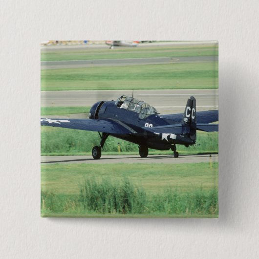 グラマンTBF/TBMの報復者海軍キャリアの魚雷 缶バッジ (正面)