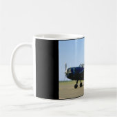 グラマンTBMの報復者、Front_WWIIの左の飛行機 コーヒーマグカップ (左)