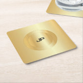 グラマーフェイク金ゴールドモノグラムパーソナライズされたテンプレート スクエアペーパーコースター (アングル)