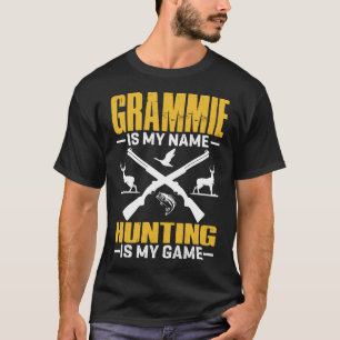 グラミーは私の名前である狩りは私のゲーム Tシャツ