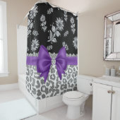 グラムパープルボウ – グレーヒョウ – シルバーフローラスパークル シャワーカーテン (インサイチュ)