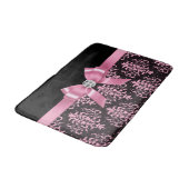 グラムピンク弓 – ピンクレース – ブラック バスマット (アングル)