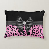 グラムブラックボウダイヤモンドピンクグリッターヒョウ アクセントクッション (裏面)