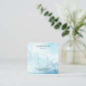 グラムブルー《写真》ぼけ味ジュエリー3スタッドイヤリングディスプレイ スクエア名刺 (スタンド正面)