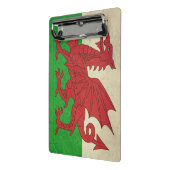 グランジなウェールズのドラゴンの旗のイラストレーション ミニクリップボード (アングル2)