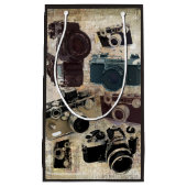 グランジなカメラマンの写真撮影のヴィンテージのカメラ スモールペーパーバッグ (正面)