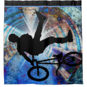 グランジなトンネルのBMX シャワーカーテン (正面)